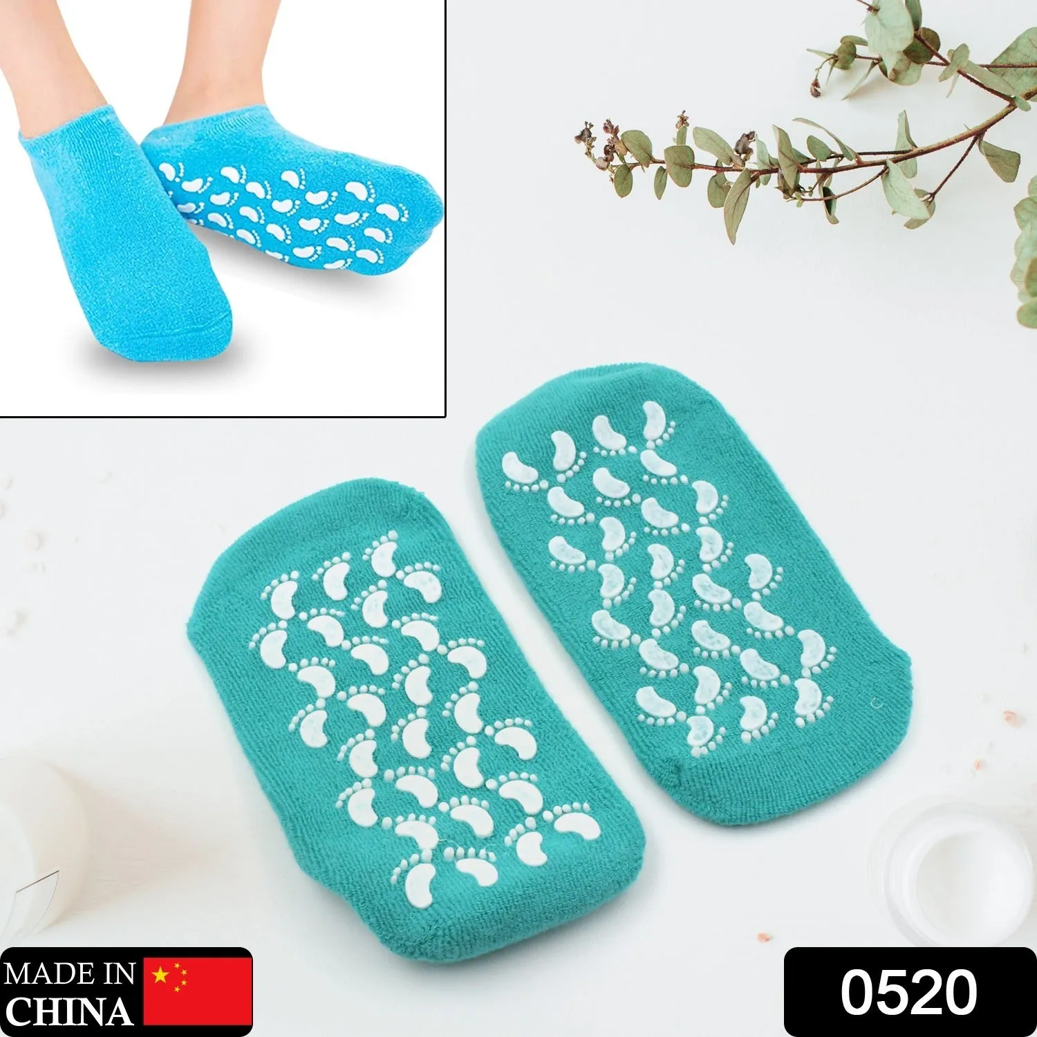 0520 Gel Socks Soft Socks for Repairing and Softening Dry Cracked Feet Skins Comfortable Socks (1 Pair)