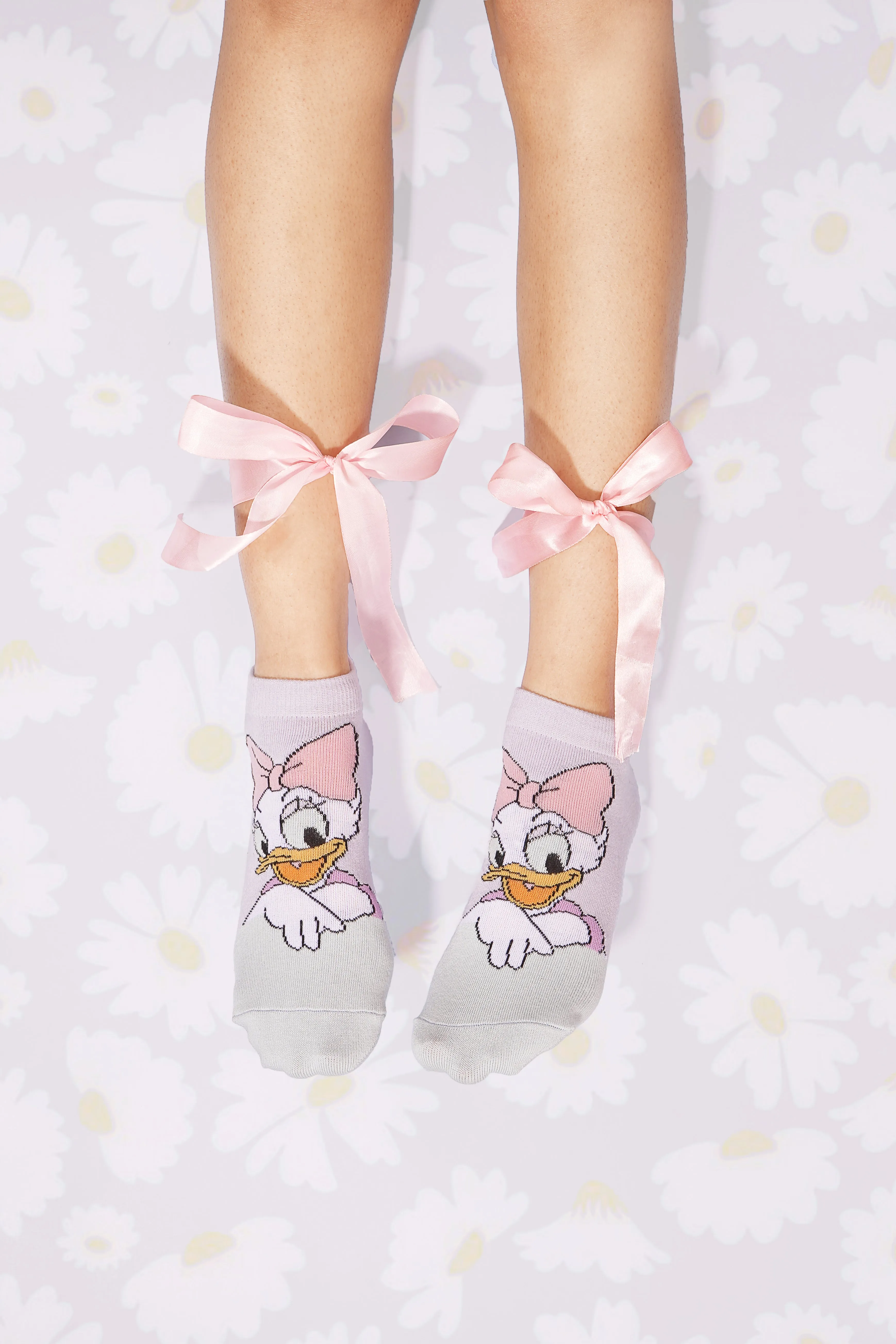 Balenzia x Disney Character Lowcut socks for Women- Donald & Daisy (Pack of 2 Pairs/1U)(Free Size) Blue, Pink